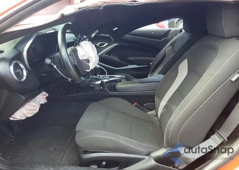 2021 Chevrolet Camaro Lz z USA, uszkodzony, nr VIN 1G1FF1R7XM0131028